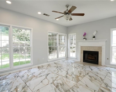 272 Birchmore Walk - Photo Thumbnail 5