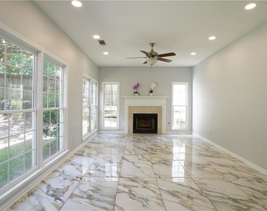 272 Birchmore Walk - Photo Thumbnail 4