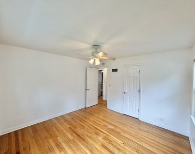 5816 W Greenleaf Avenue - Photo Thumbnail 10