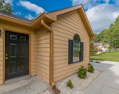 4174 Warren Road - Photo Thumbnail 14