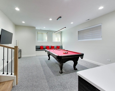 700 E 46th Street - Photo Thumbnail 30
