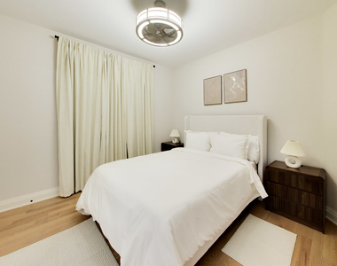 700 E 46th Street - Photo Thumbnail 26