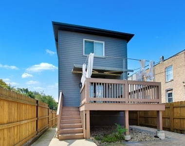 700 E 46th Street - Photo Thumbnail 36