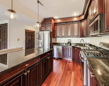 3106 W Lyndale Street - Photo Thumbnail 10