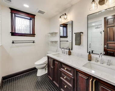 3106 W Lyndale Street - Photo Thumbnail 16