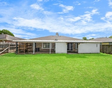7410 La Place Drive - Photo Thumbnail 37