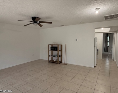 3318 Del Prado Boulevard S - Photo Thumbnail 4