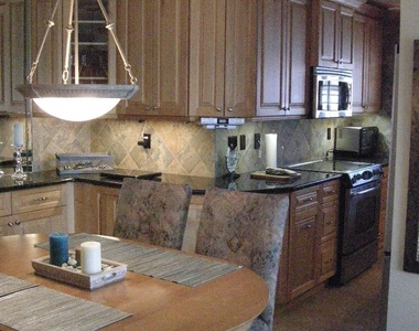 25740 Hickory Boulevard - Photo Thumbnail 8