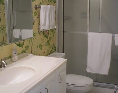 25750 Hickory Boulevard - Photo Thumbnail 10