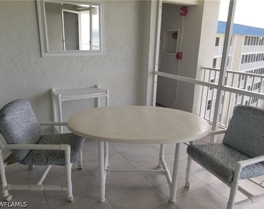 25720 Hickory Boulevard - Photo Thumbnail 4