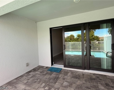 233 Sw 47th Terrace - Photo Thumbnail 24