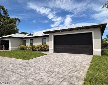 233 Sw 47th Terrace - Photo Thumbnail 1