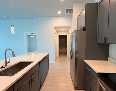 233 Sw 47th Terrace - Photo Thumbnail 16