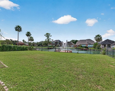 11811 Sunset Lake Court - Photo Thumbnail 47