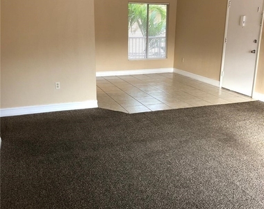 1830 Maravilla Avenue - Photo Thumbnail 12