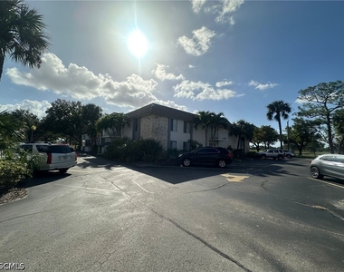 1830 Maravilla Avenue - Photo Thumbnail 19