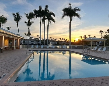 13841 Lake Mahogany Boulevard - Photo Thumbnail 25