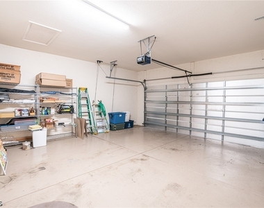 13841 Lake Mahogany Boulevard - Photo Thumbnail 40
