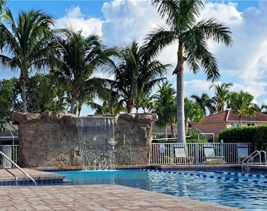 13841 Lake Mahogany Boulevard - Photo Thumbnail 26