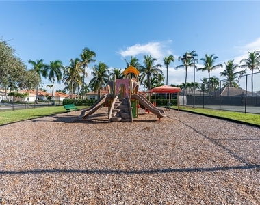 13841 Lake Mahogany Boulevard - Photo Thumbnail 31