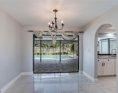 1201 Se 16th Terrace - Photo Thumbnail 6
