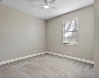 15927 Mulrion Boulevard - Photo Thumbnail 2