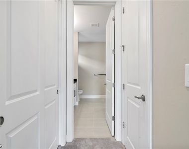 15927 Mulrion Boulevard - Photo Thumbnail 17