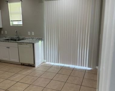 124 Pine Lane - Photo Thumbnail 16