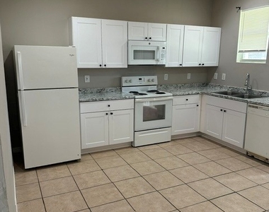 124 Pine Lane - Photo Thumbnail 15