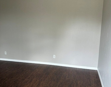 124 Pine Lane - Photo Thumbnail 1