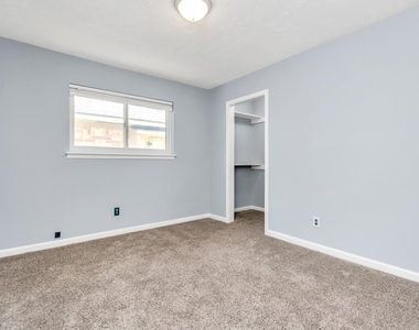 13627 Greenridge Drive - Photo Thumbnail 22