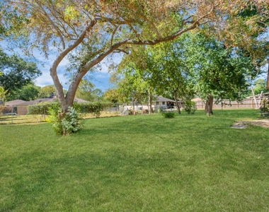 13627 Greenridge Drive - Photo Thumbnail 34