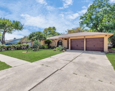 13627 Greenridge Drive - Photo Thumbnail 1