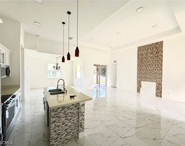 401 Prospect Avenue - Photo Thumbnail 2