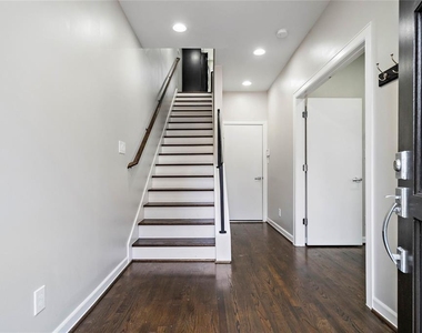 128 Pierce Street - Photo Thumbnail 5