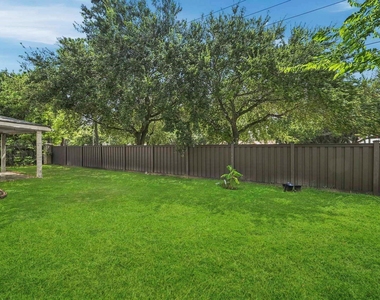 2702 Youpon Lake Court - Photo Thumbnail 33