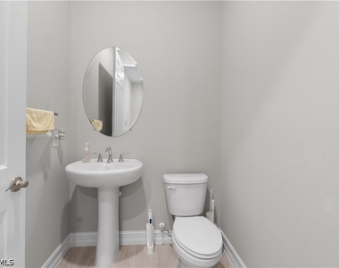 18684 Ensenada Drive - Photo Thumbnail 22