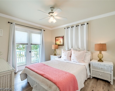 6020 Cypress Lane - Photo Thumbnail 11