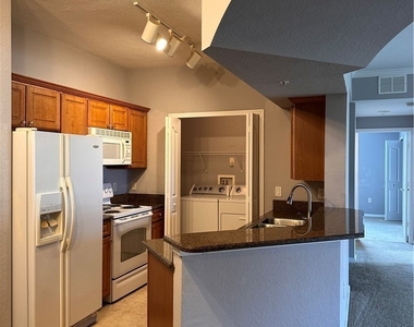 12975 Positano Circle - Photo Thumbnail 2