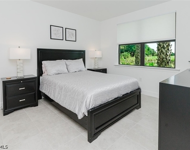 5682 Mayflower Way - Photo Thumbnail 14