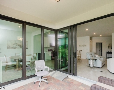 5682 Mayflower Way - Photo Thumbnail 24