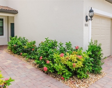 5682 Mayflower Way - Photo Thumbnail 27