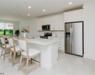 5682 Mayflower Way - Photo Thumbnail 10