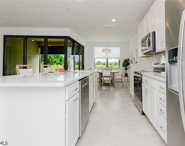 5682 Mayflower Way - Photo Thumbnail 9