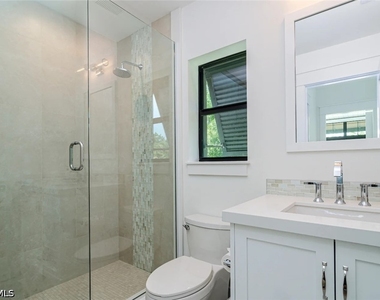 930 9th Street S - Photo Thumbnail 8