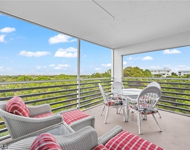 15171 Cedarwood Lane - Photo Thumbnail 17