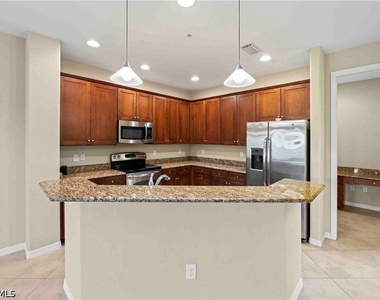 9050 Capistrano Street N - Photo Thumbnail 8