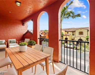 9050 Capistrano Street N - Photo Thumbnail 29