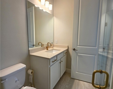 15719 Cortina Street - Photo Thumbnail 14