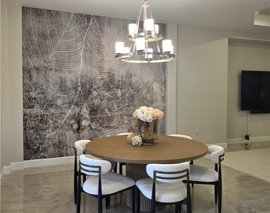 15719 Cortina Street - Photo Thumbnail 5